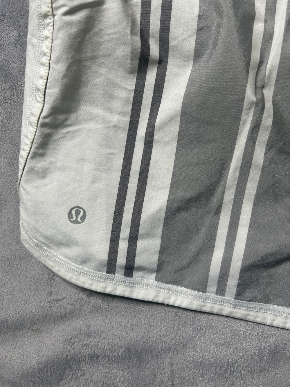 Women's Stripe Athletic Shorts in White and Gray - Picture 5 of 8